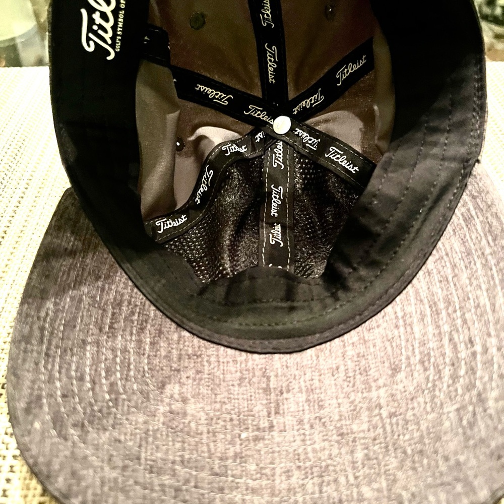 Titleist Textured Gray Hat. Performance. Adjustab… - image 4